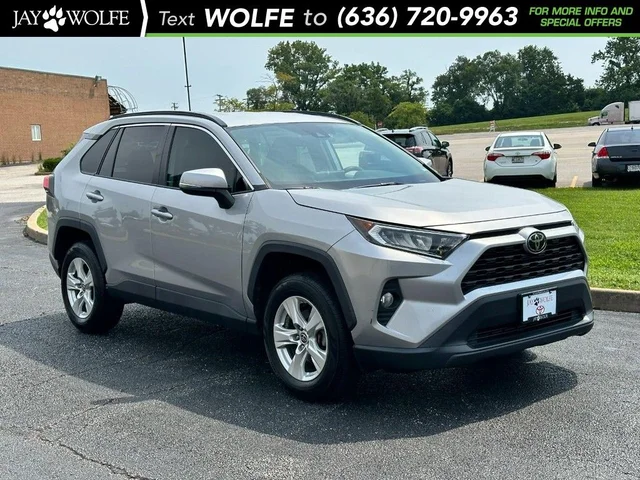 2021 Toyota RAV4 XLE