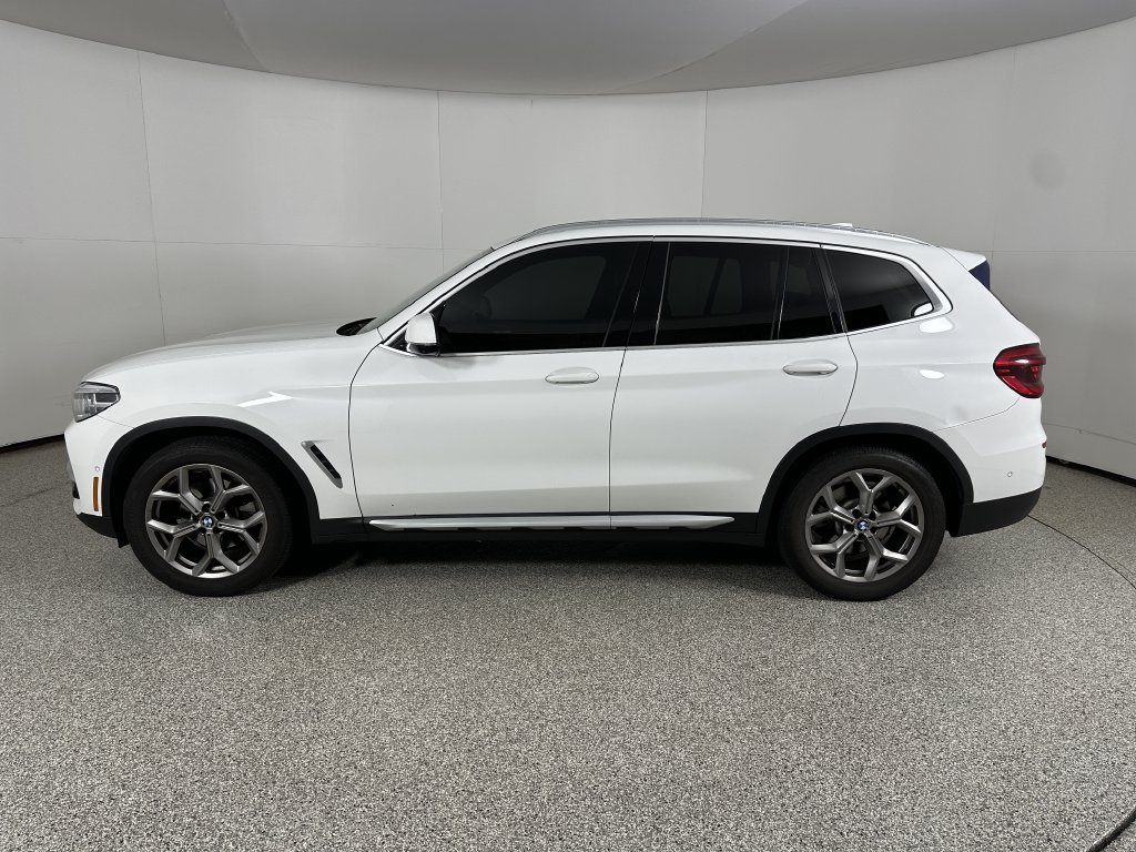 Used 2021 Alpine White BMW xDrive30i image 6
