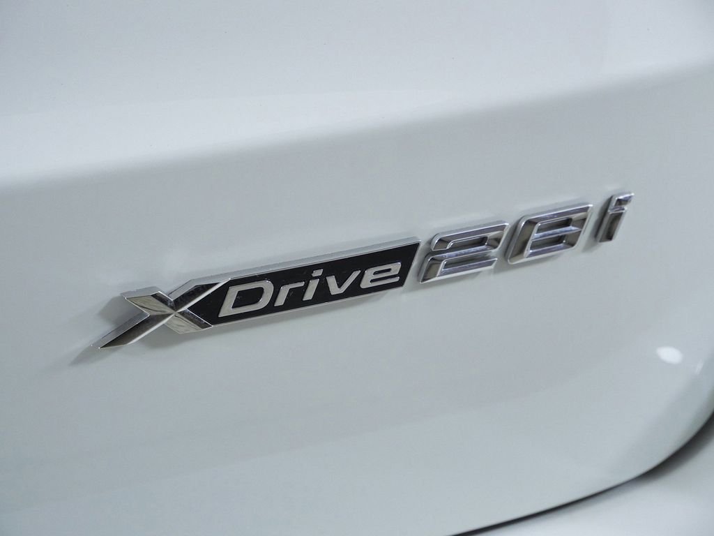 Used 2026 Alpine White BMW xDrive28i image 13