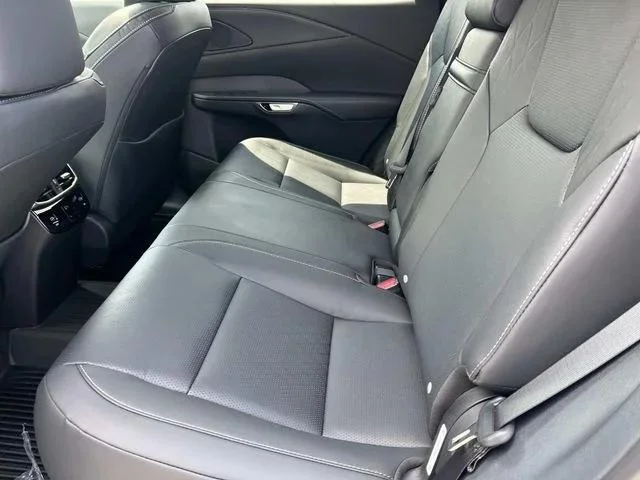 New 2026 Iridium Lexus PREMIUM PLUS image 27