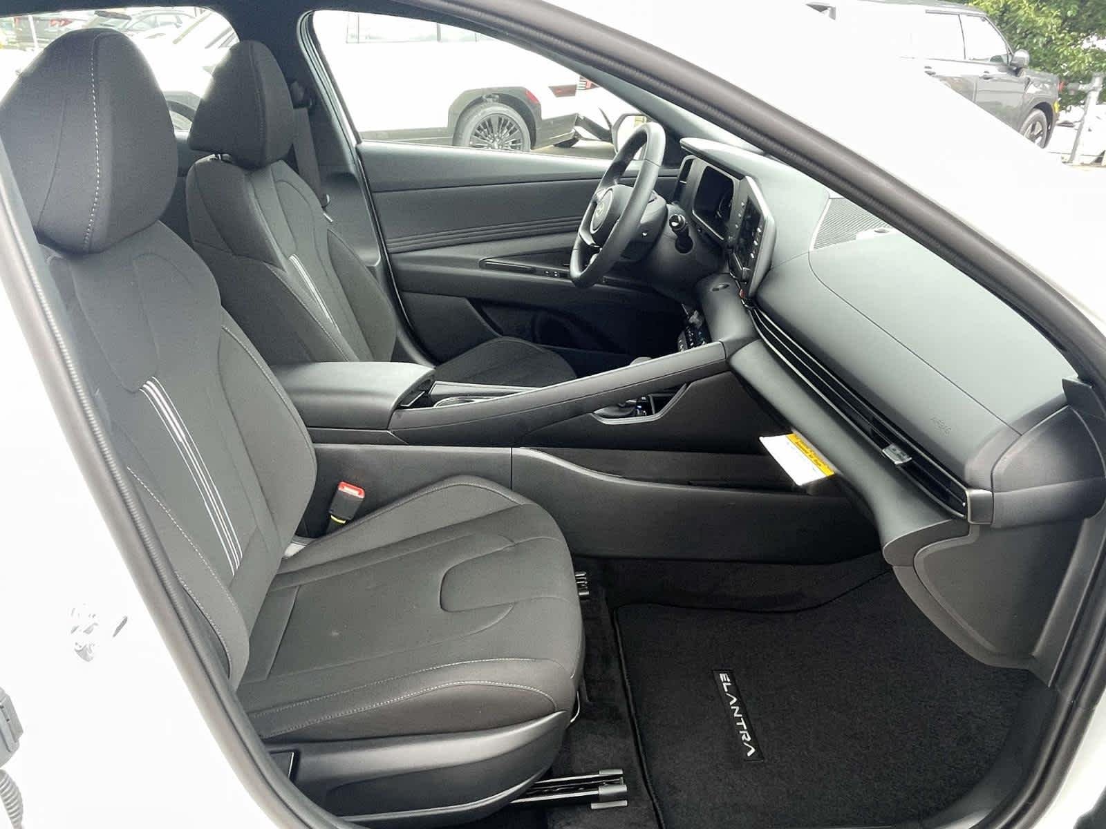 New 2026 Serenity White Hyundai SEL Sport Premium image 20