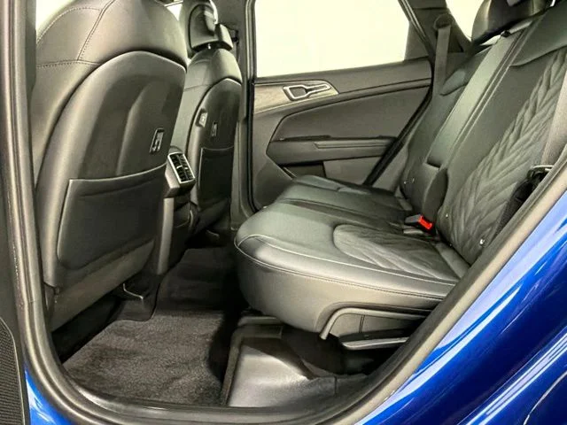 Used 2024 Sapphire Blue Kia X-Line image 17