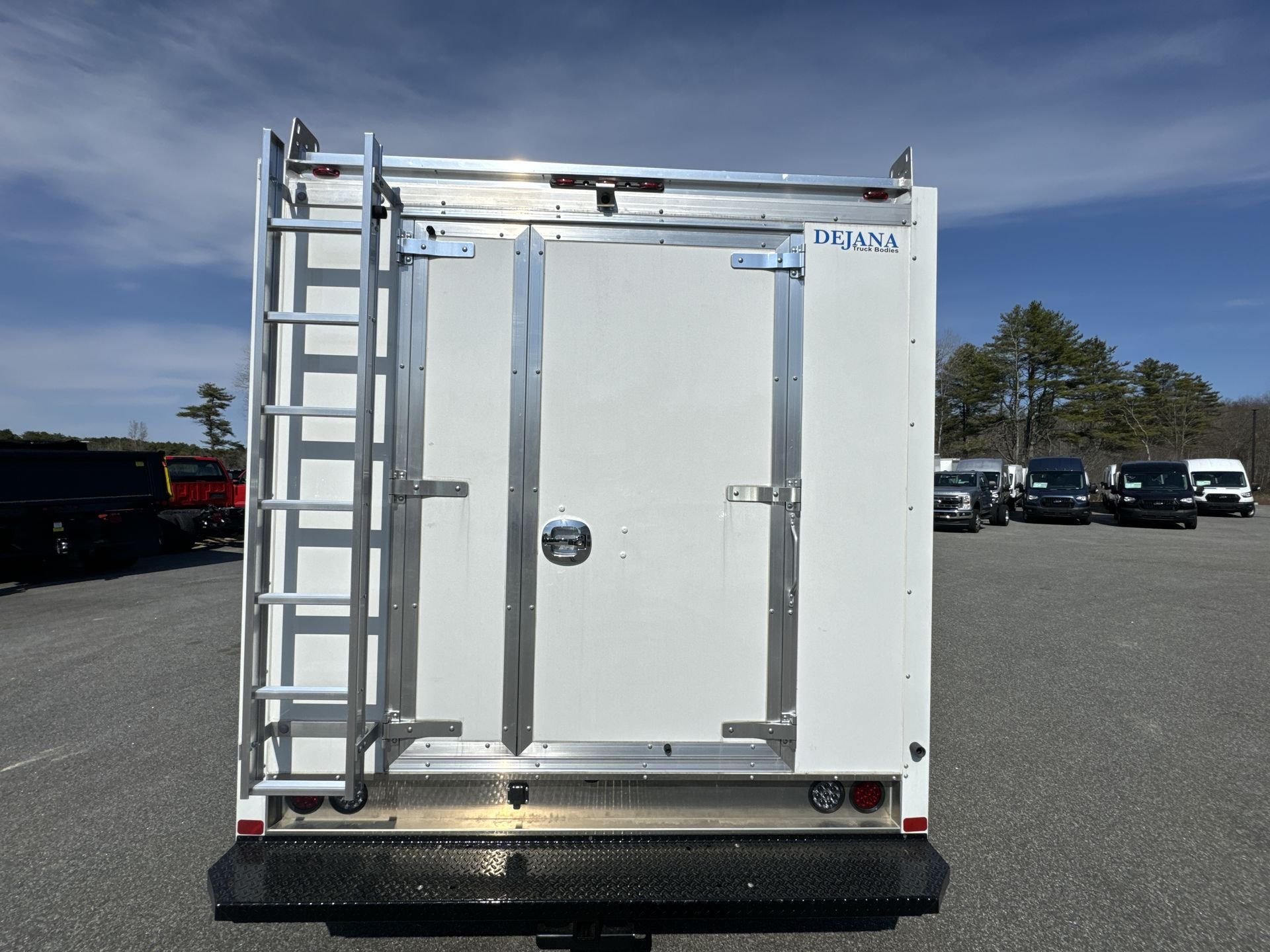 2026 Ford E-Series Cutaway Base - Photo 5