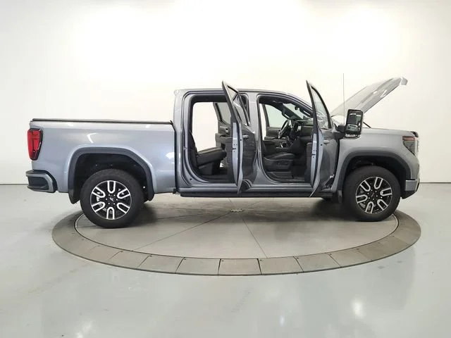 Used 2024 Sterling Metallic GMC AT4 image 16