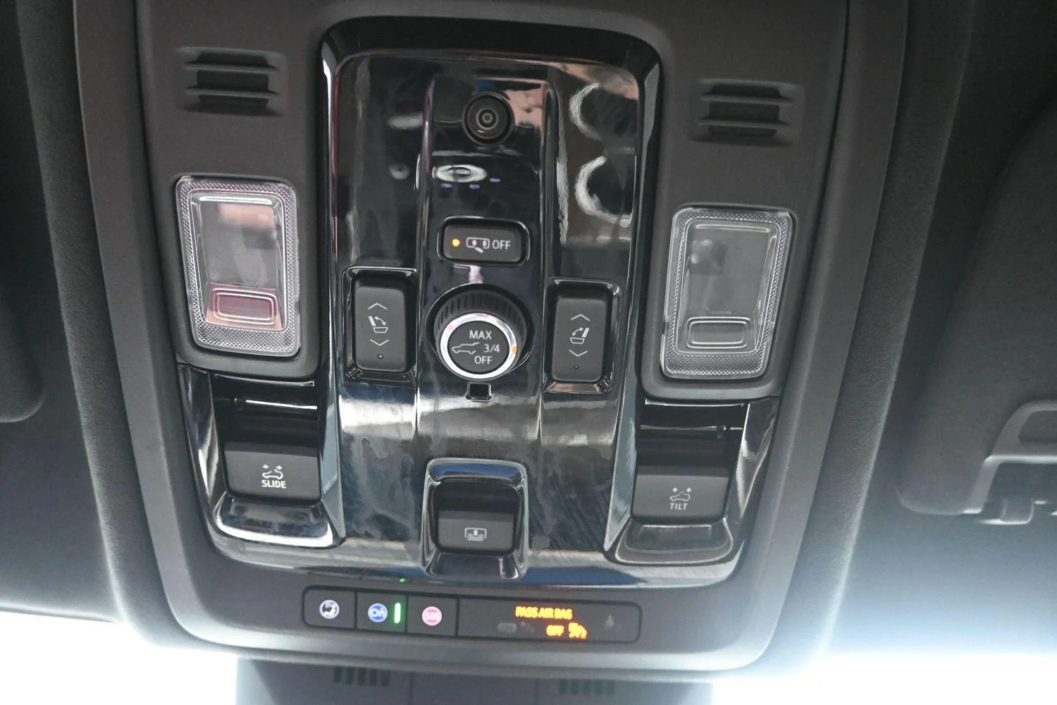 Used 2025 Argent Silver Metallic Cadillac 4WD Sport Platinum image 39