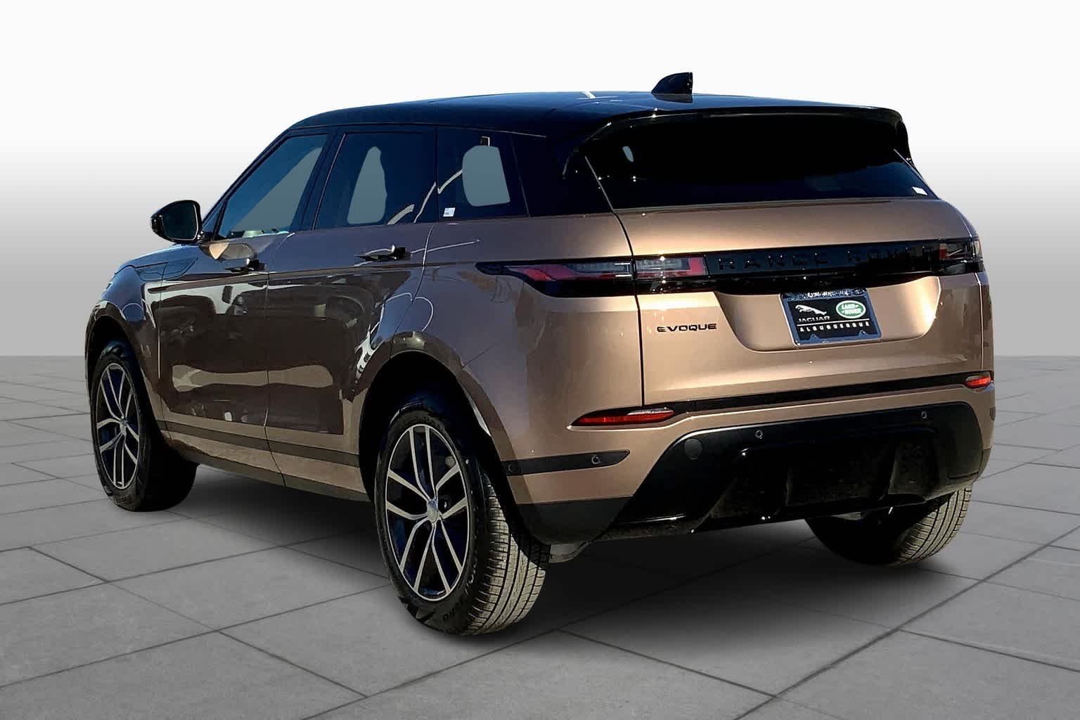 Used 2025 Corinthian Bronze Metallic Land Rover Core S image 12