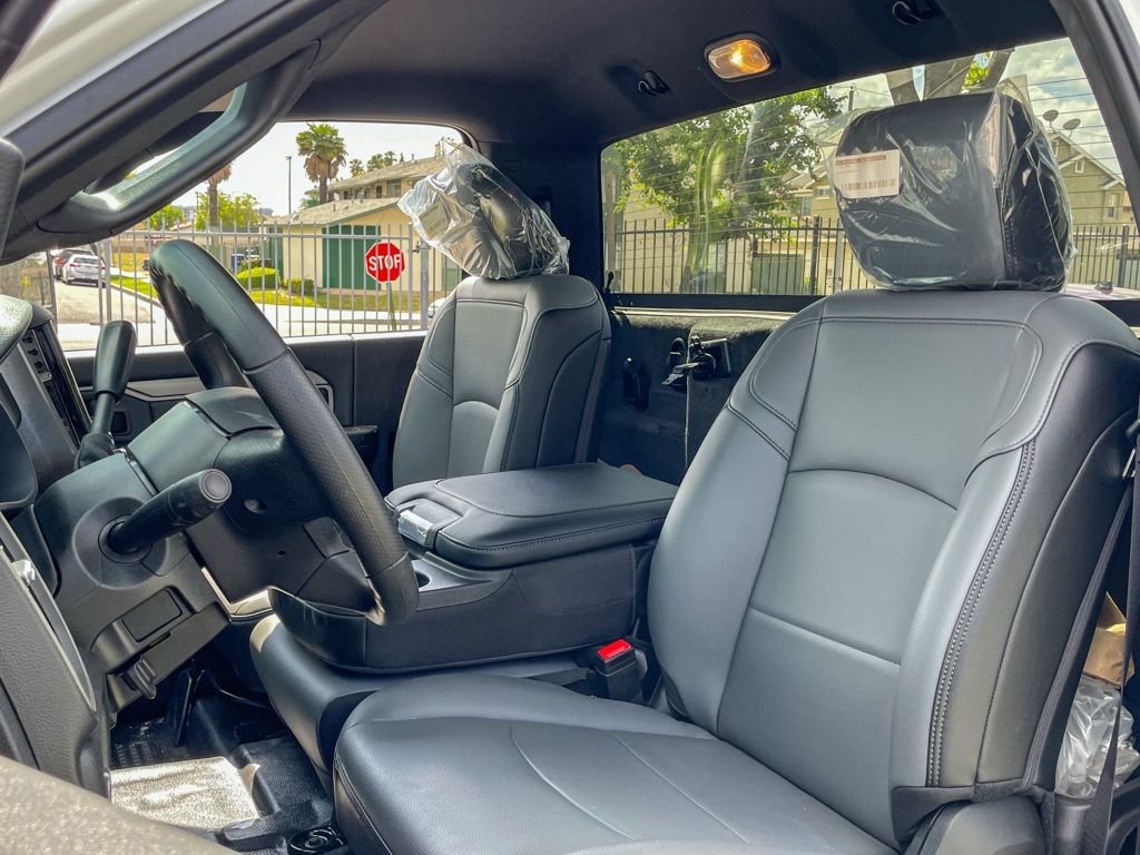 2025 RAM 3500 Chassis Tradesman - Photo 16