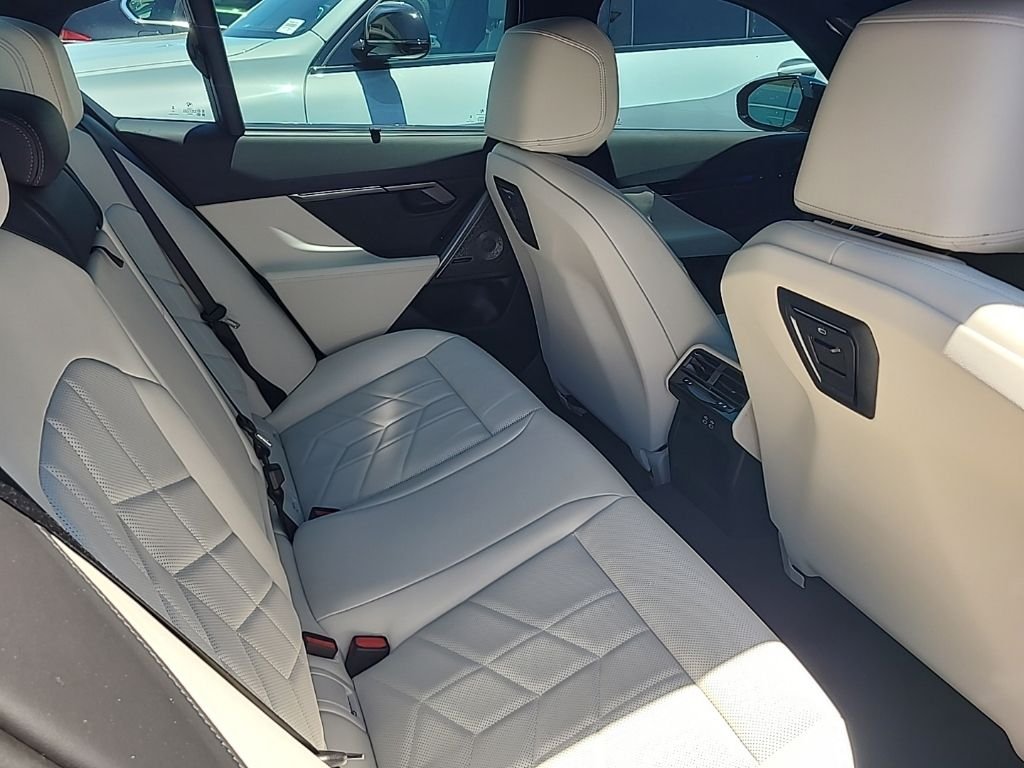 Certified Used 2025 Red Metallic BMW M60 image 6