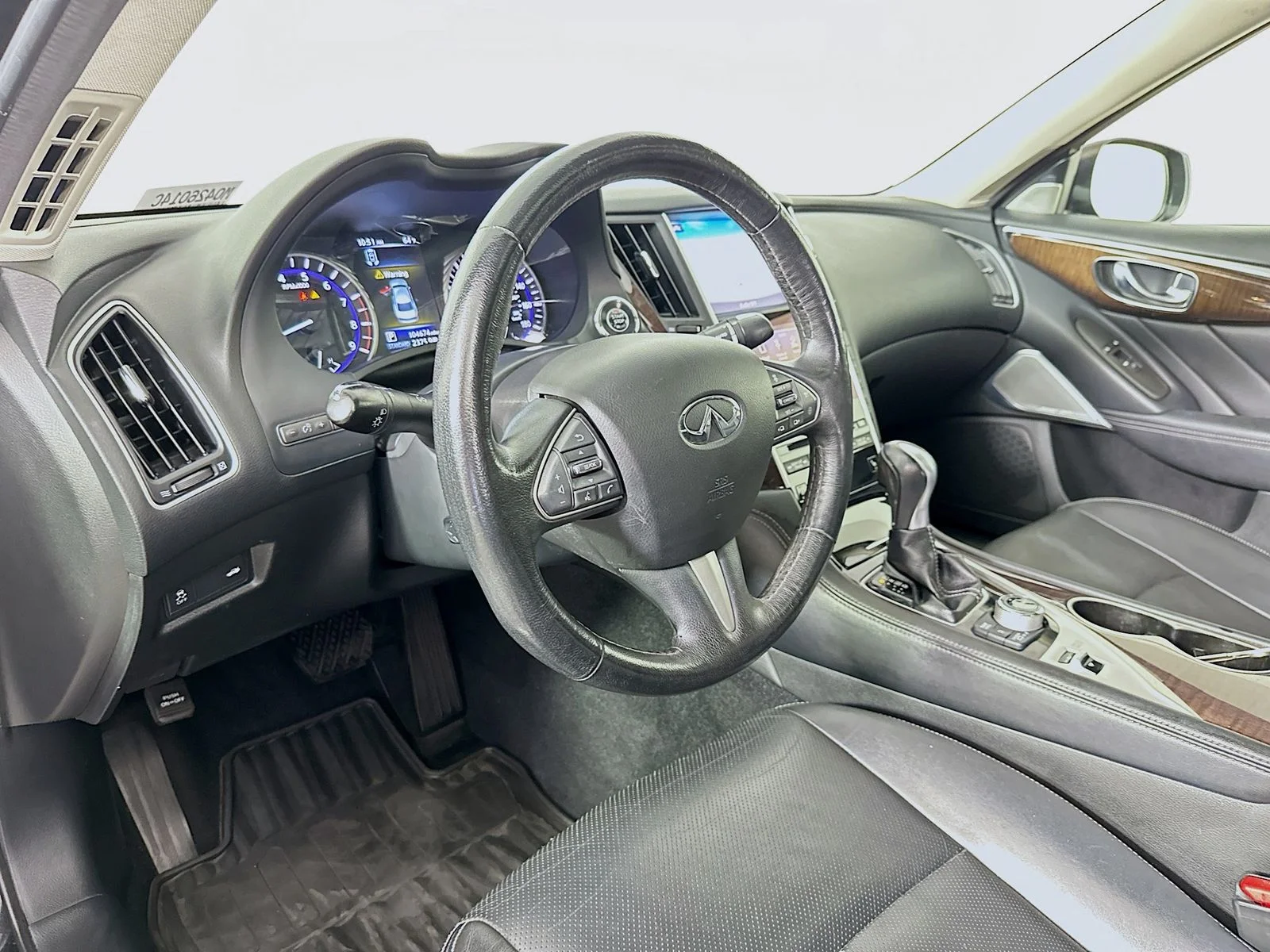 Used 2017 Black Obsidian INFINITI 3.0t Premium image 9