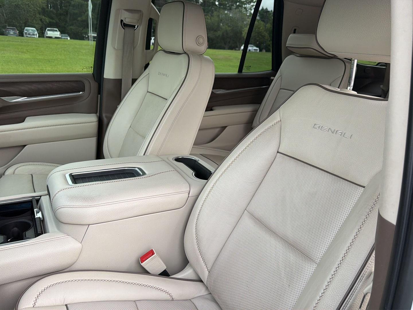 Used 2021 Summit White GMC Denali image 33