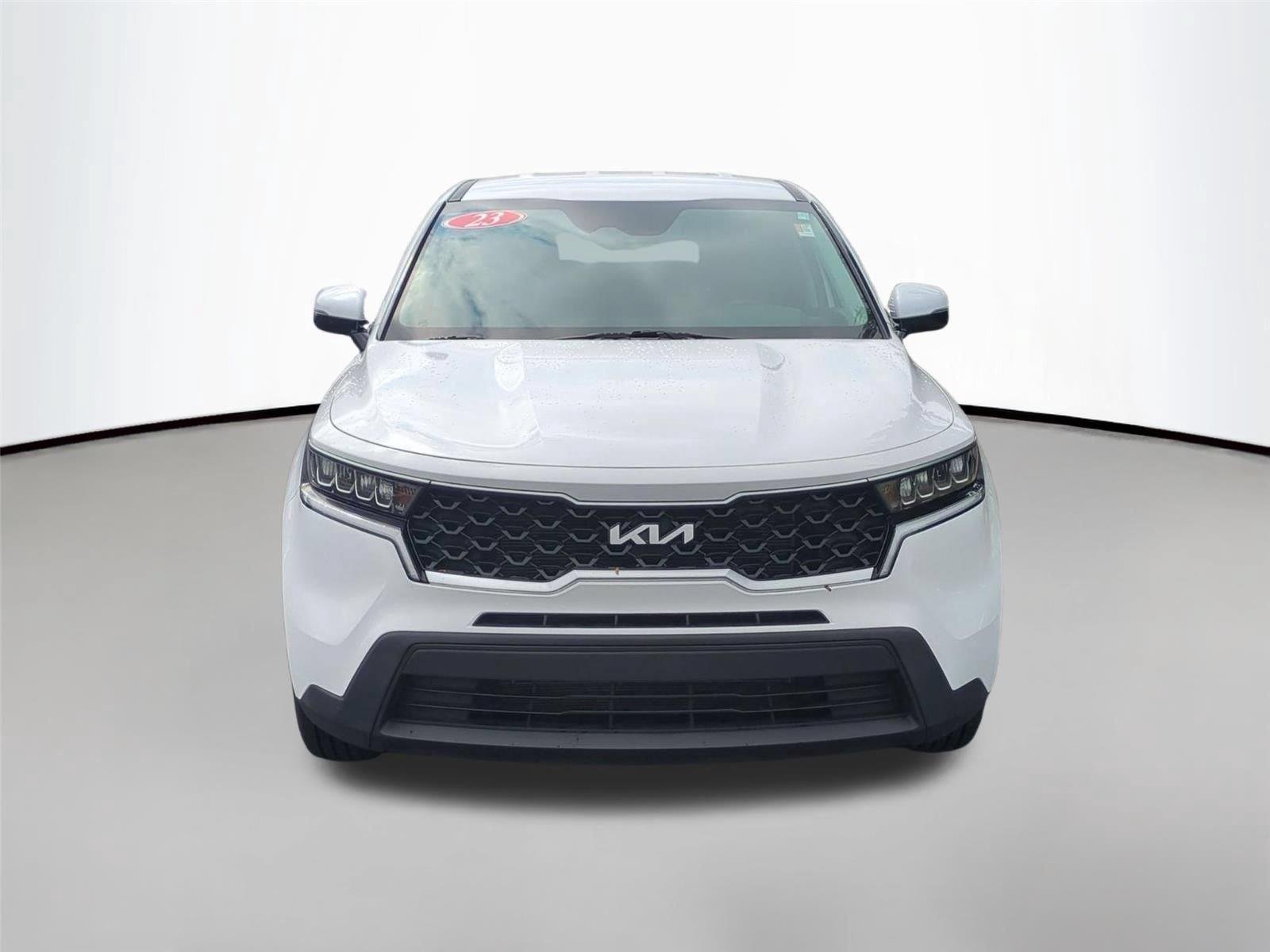 Used 2023 Glacial White Pearl Kia LX image 8
