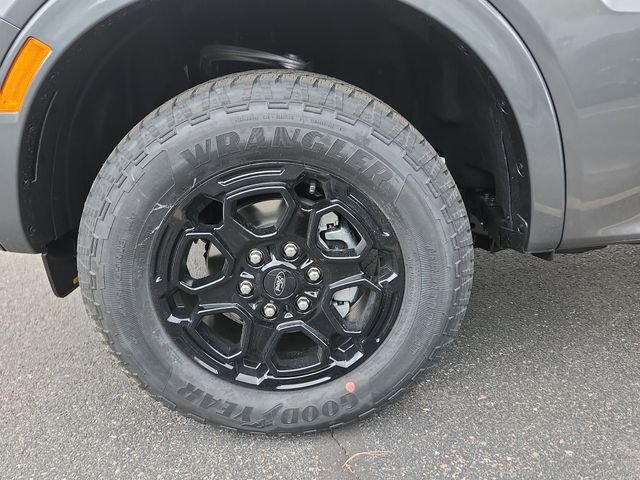 New 2025 Carbonized Gray Metallic Ford LARIAT® image 12