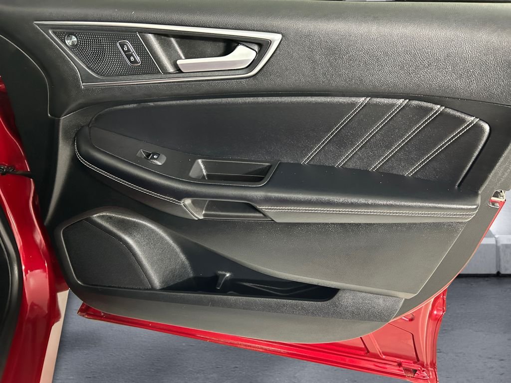 2023 Ford Edge ST - Photo 15