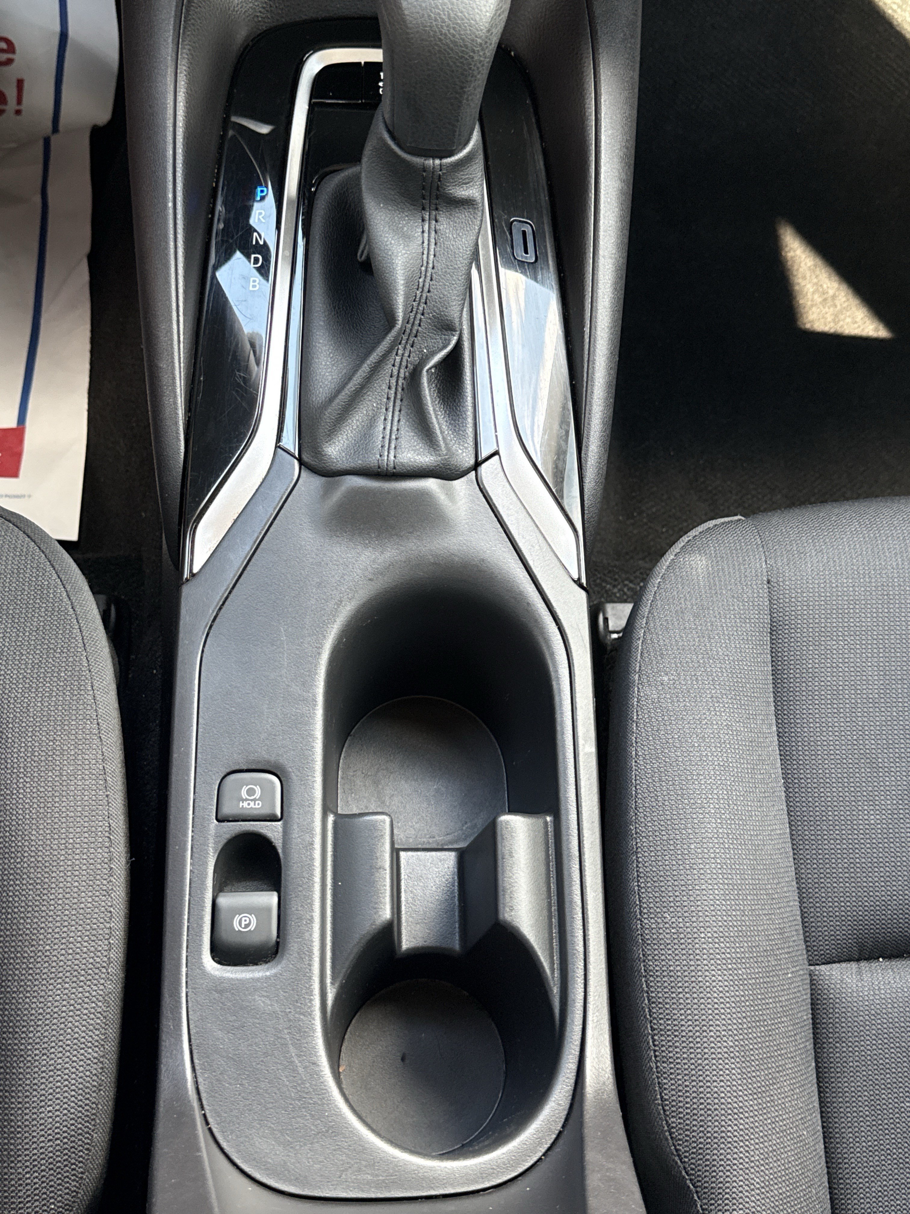 Used 2025 Ice Cap Toyota LE image 26