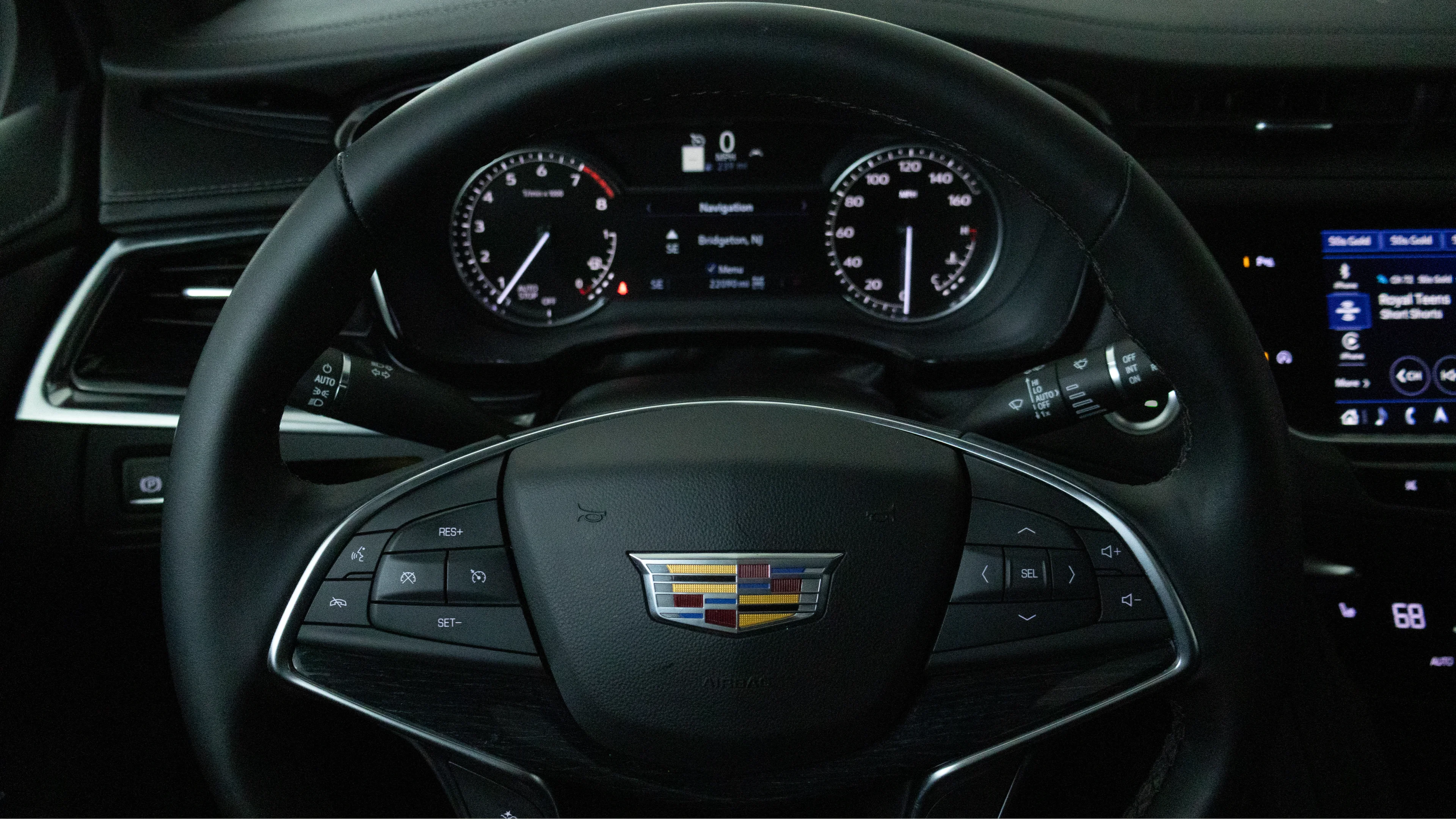 Used 2025 Crystal White Tricoat Cadillac AWD Premium Luxury image 17