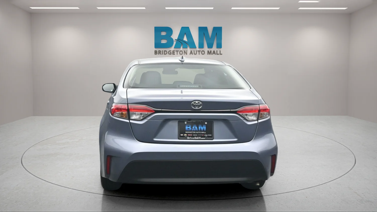 Used 2024 Gray Toyota LE image 5