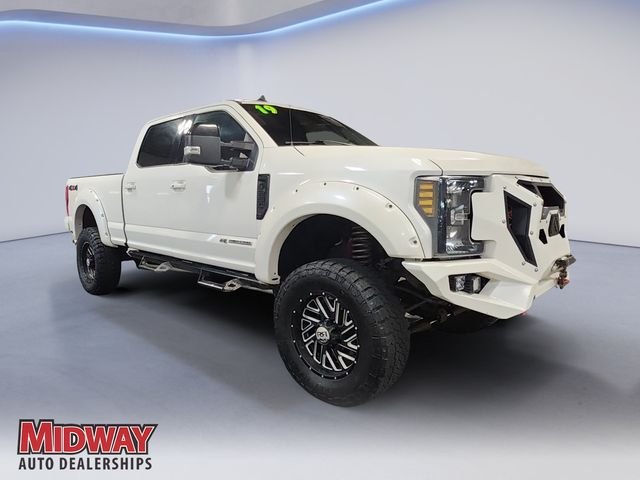Used 2019 White Ford Lariat image 7