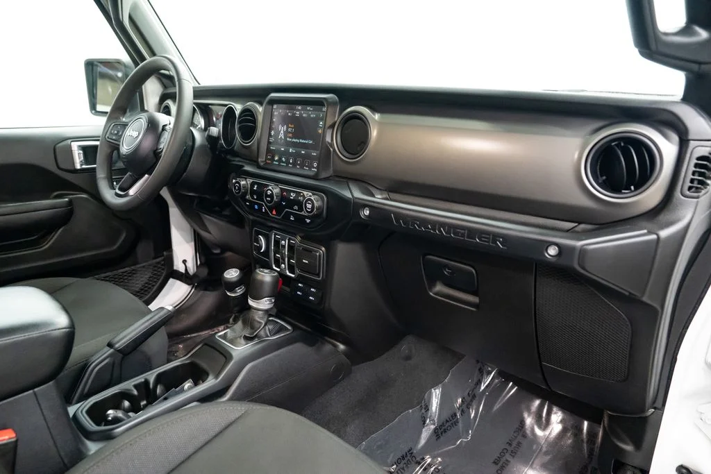 Used 2023 White Jeep Willys 4xe image 27