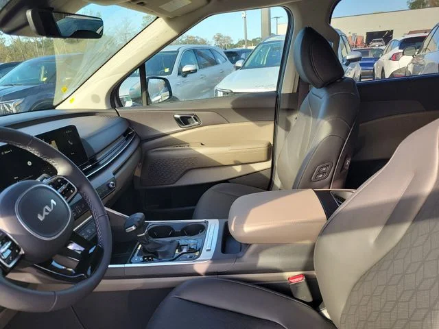 New 2026 Ivory Silver Kia EX image 8
