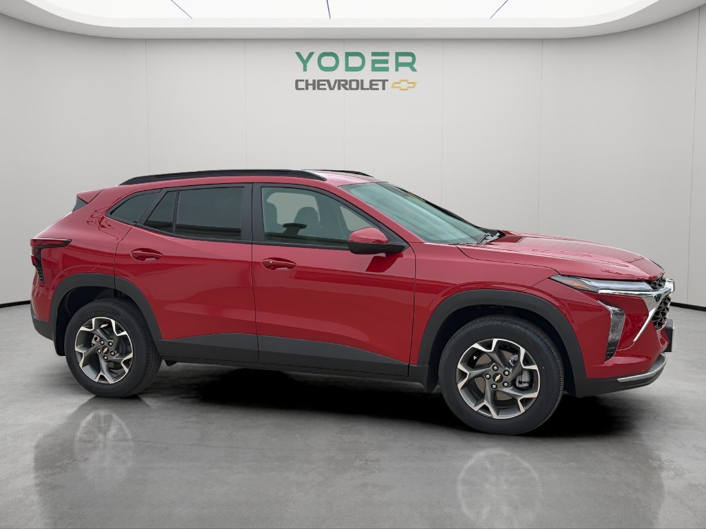 2026 Chevrolet Trax LT - Photo 10