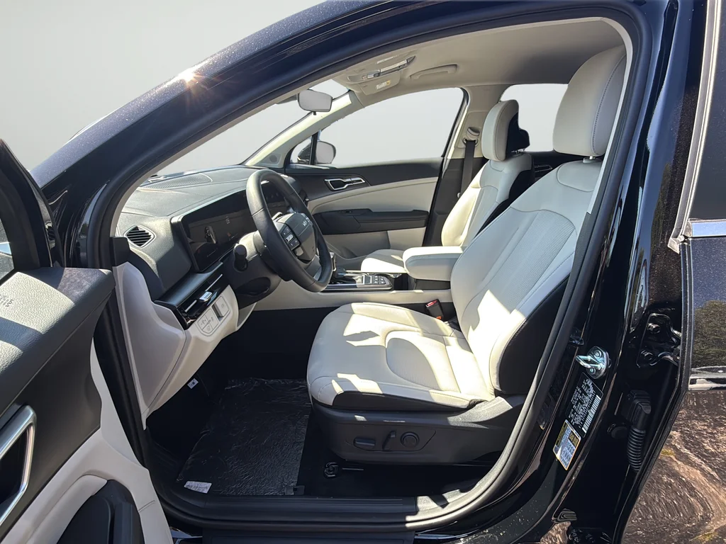 New 2026 Black Kia EX image 29