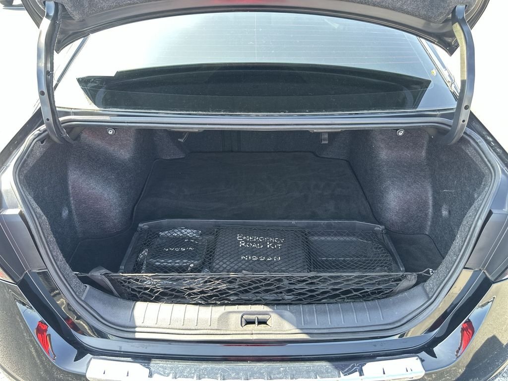 Used 2023 Black Nissan 2.5 SR image 30