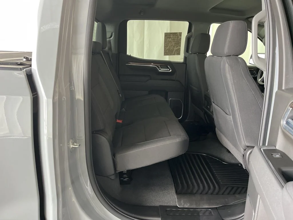 Used 2025 Gray Chevrolet RST image 20