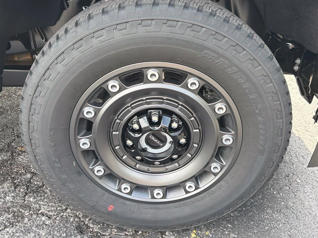 New 2027 Agate Black Metallic Ford F-250® XLT image 10