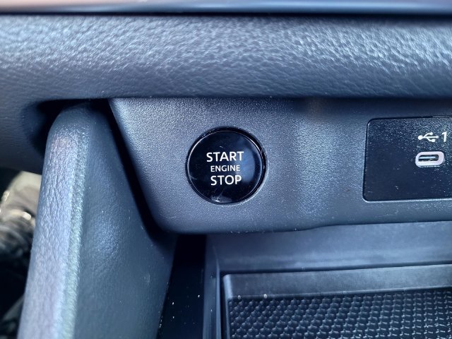 Used 2025 Gray Nissan SV image 18