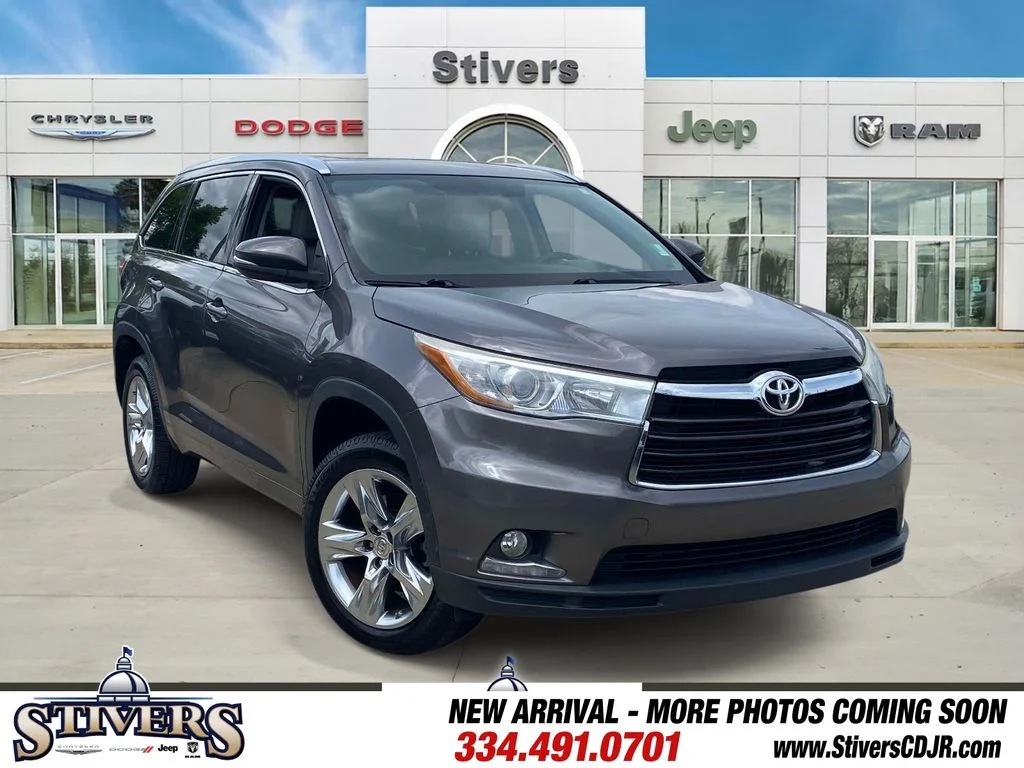 Used 2014 Gray Toyota Limited image 1