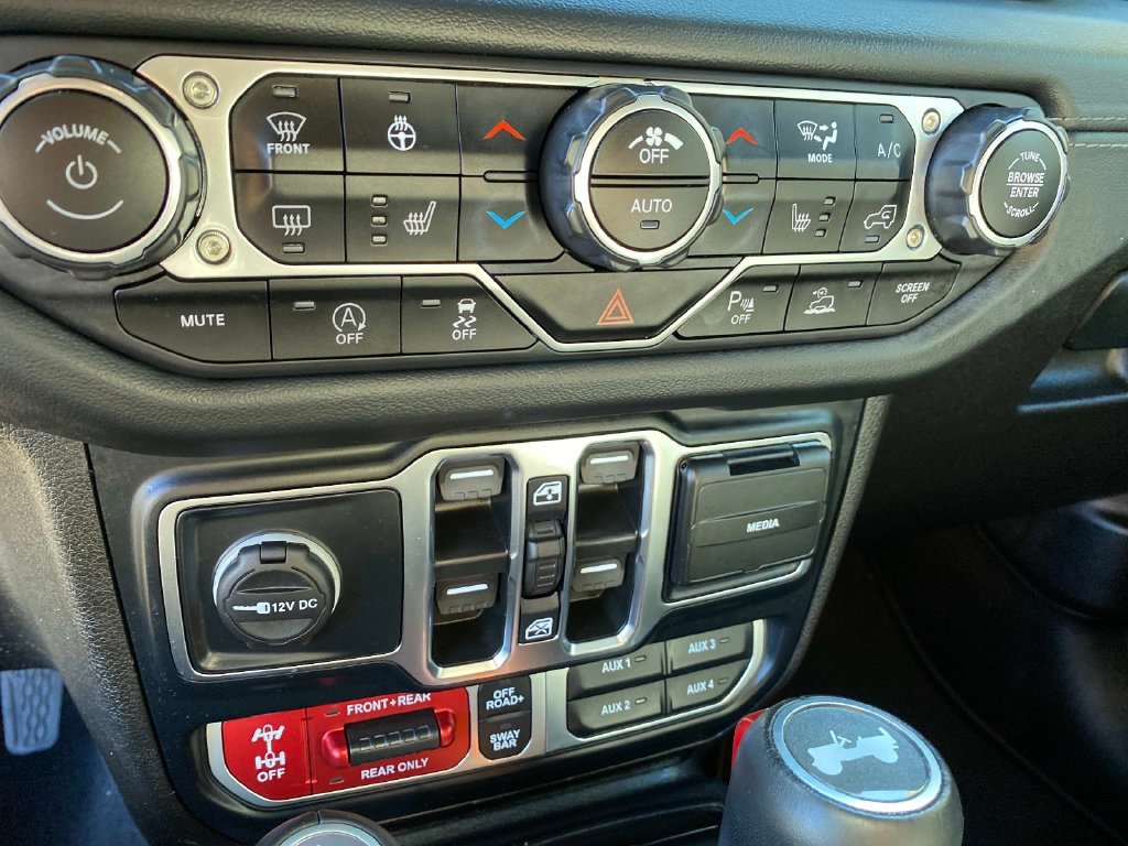 Used 2024 Black Jeep Rubicon X image 18
