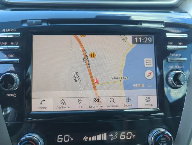 Used 2019 Brown Nissan SL image 38