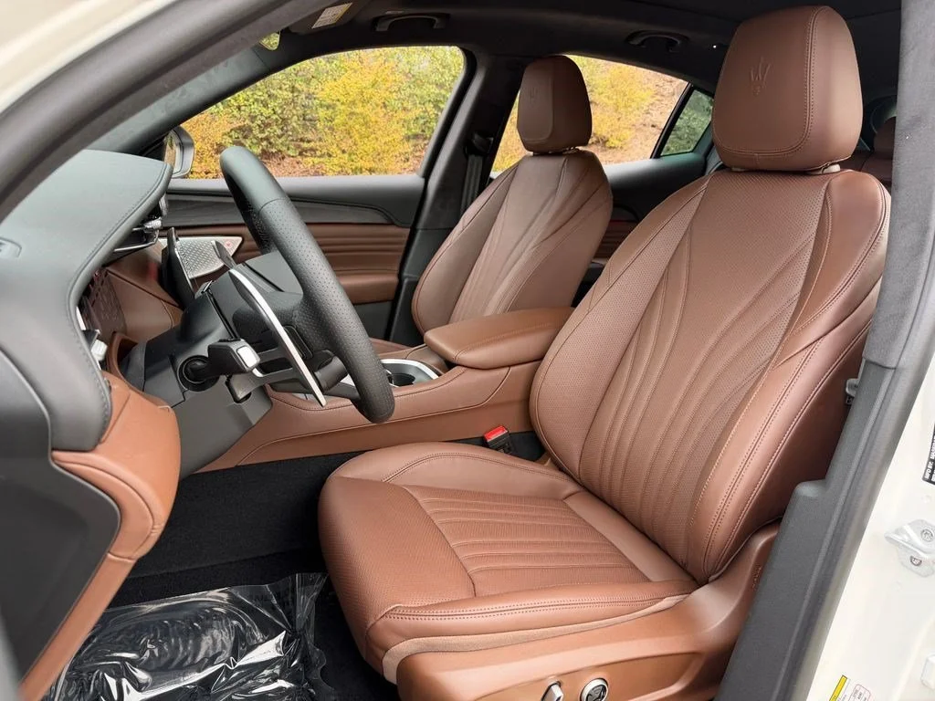 New 2026 Bianco Astro Metallic Maserati Modena image 16