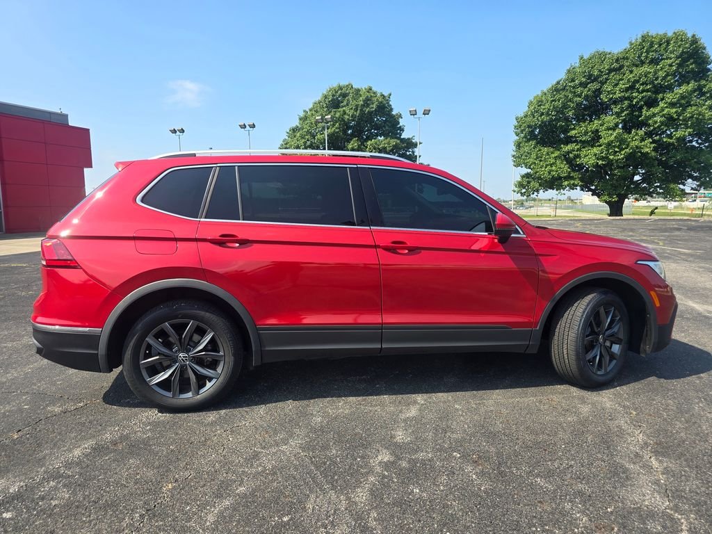Used 2023 Red Volkswagen 2.0T SE image 16
