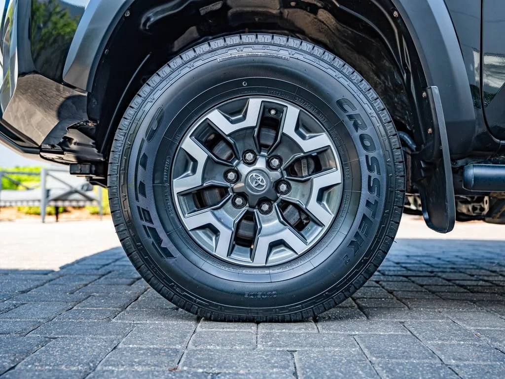 Used 2019 Midnight Black Metallic Toyota TRD Off-Road image 10