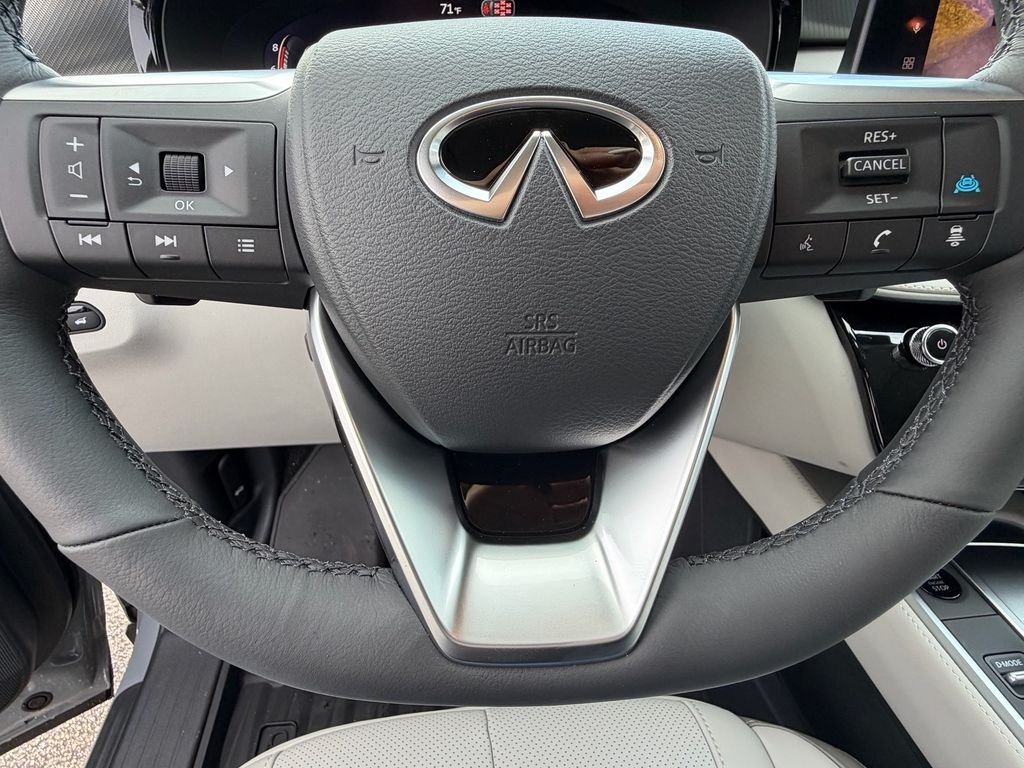 New 2027 HARBOR GRAY INFINITI Luxe FWD image 22
