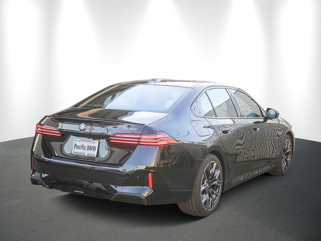 Used 2026 Black Sapphire Metallic BMW 530i image 6