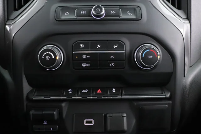 Used 2019  Chevrolet Custom Trail Boss image 6