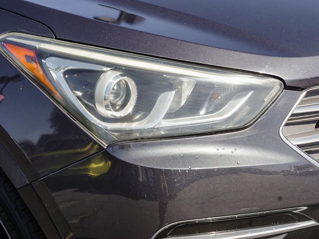 Used 2017 Gray Hyundai 2.4 Base image 10
