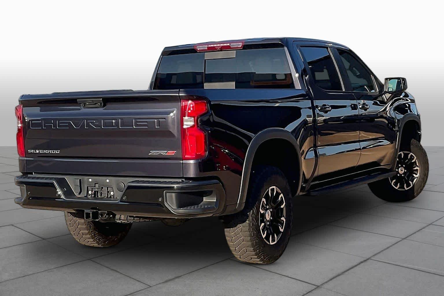 2024 Chevrolet Silverado 1500 ZR2 - Photo 12