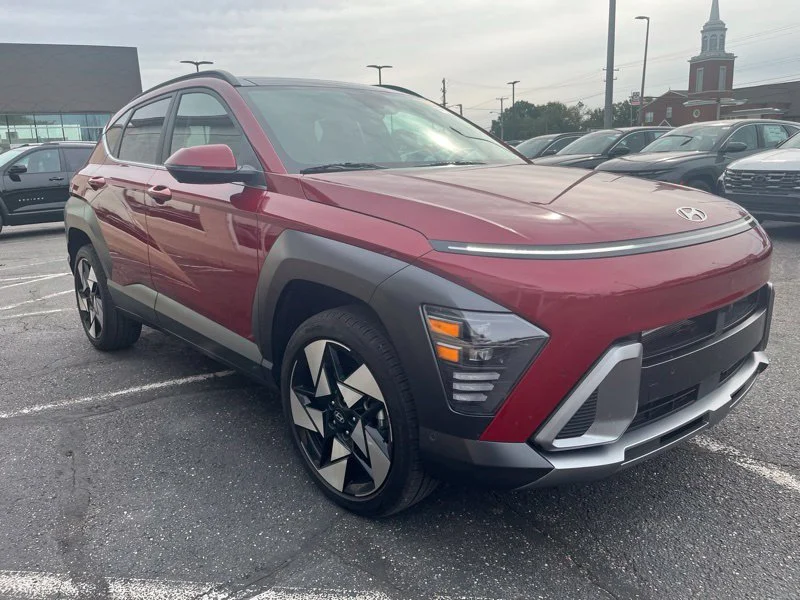 Used 2025 Red Hyundai Limited image 3