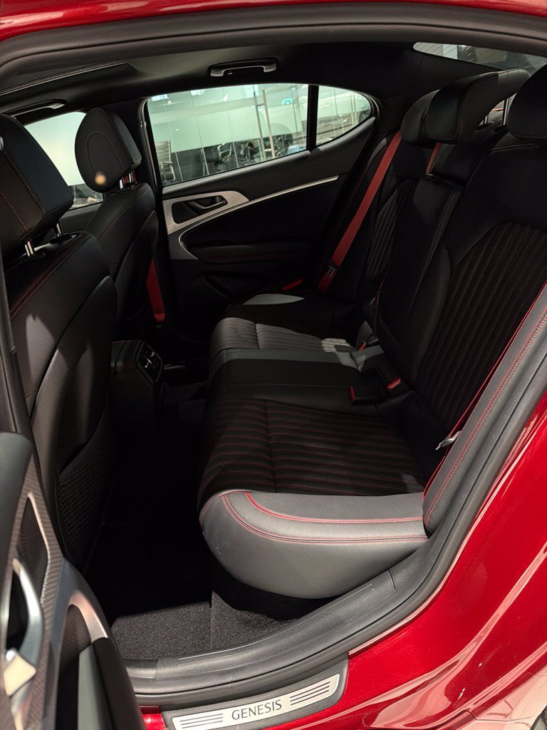 2023 GENESIS G70 Standard - Photo 16