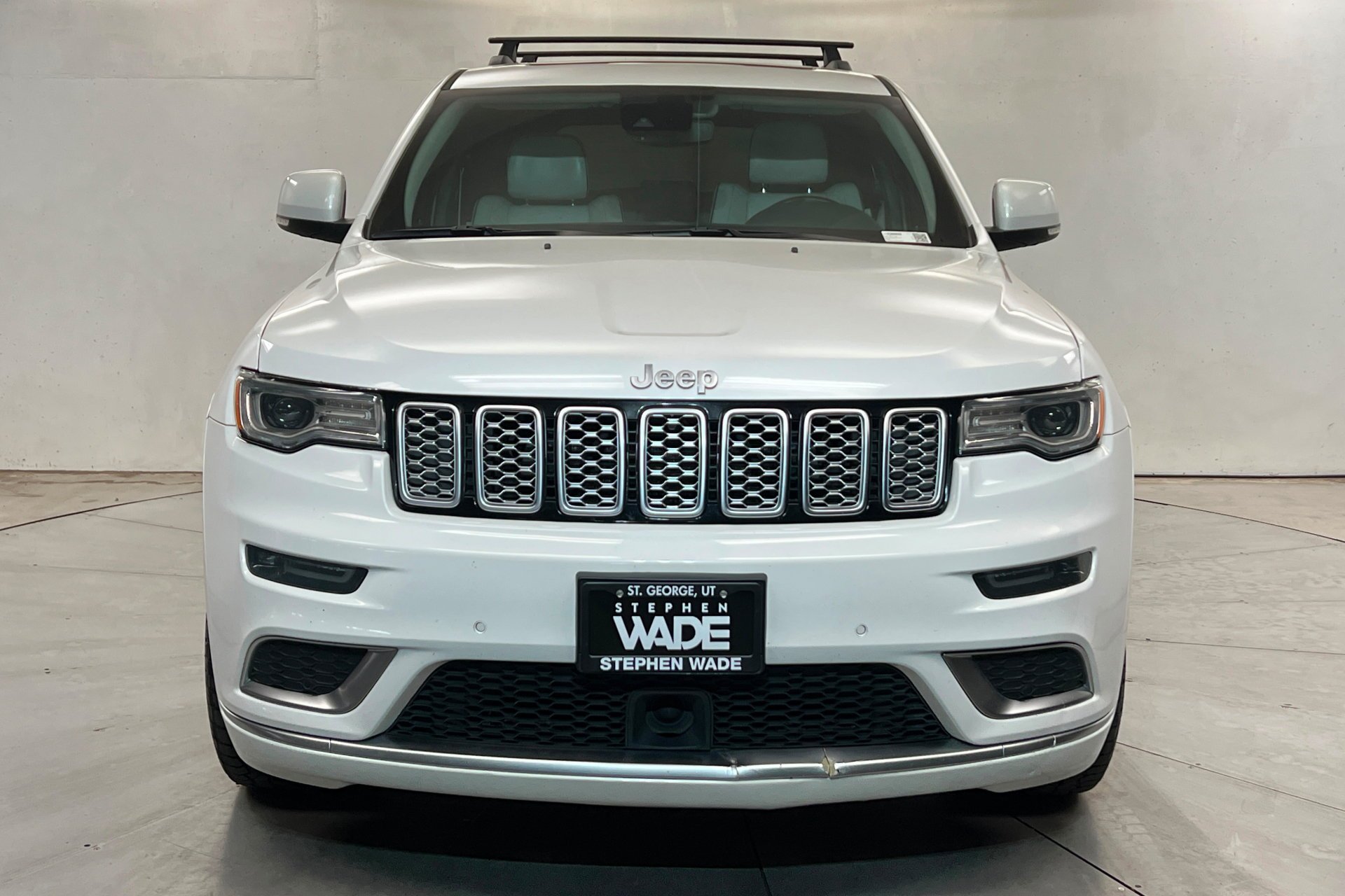 Used 2021 Ivory 3-Coat Jeep Summit image 9