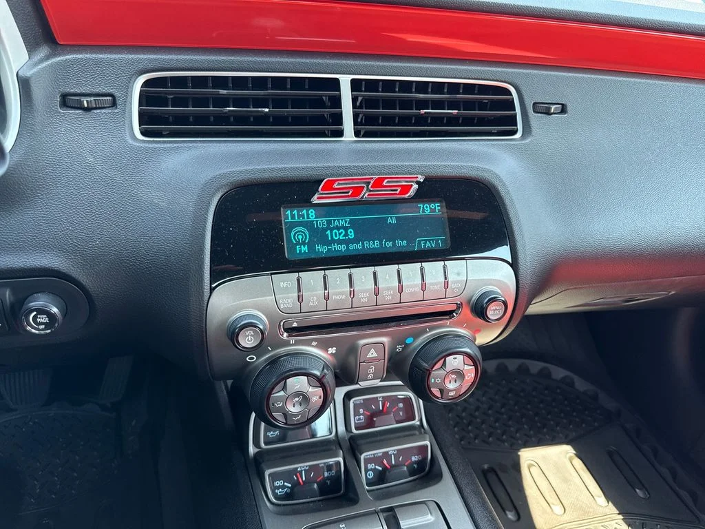Used 2011 White Chevrolet SS image 16