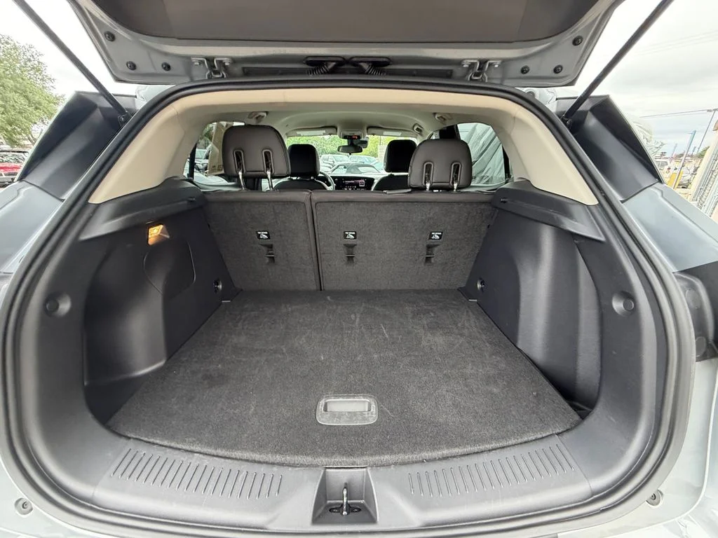 Used 2025 Gray Buick Preferred image 19