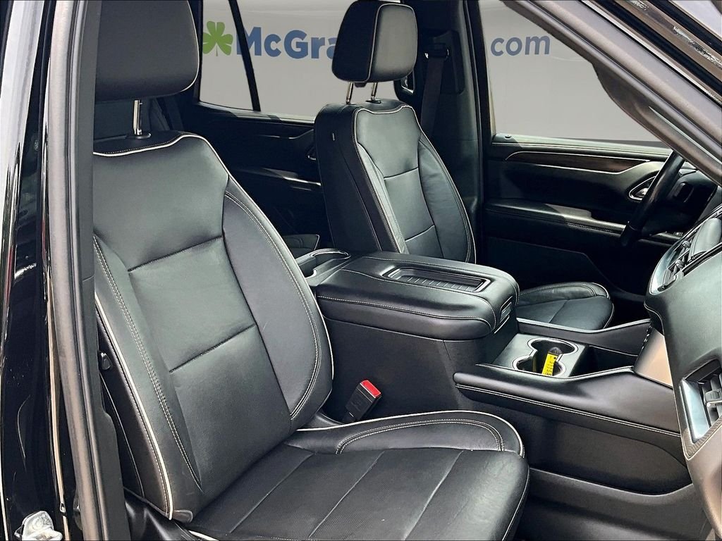 Used 2021 Black Chevrolet Premier image 33