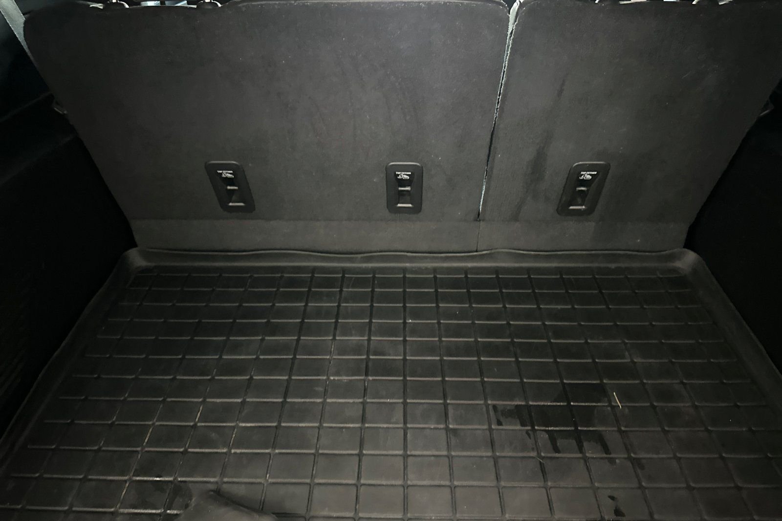 Used 2021 White Chevrolet RST image 16
