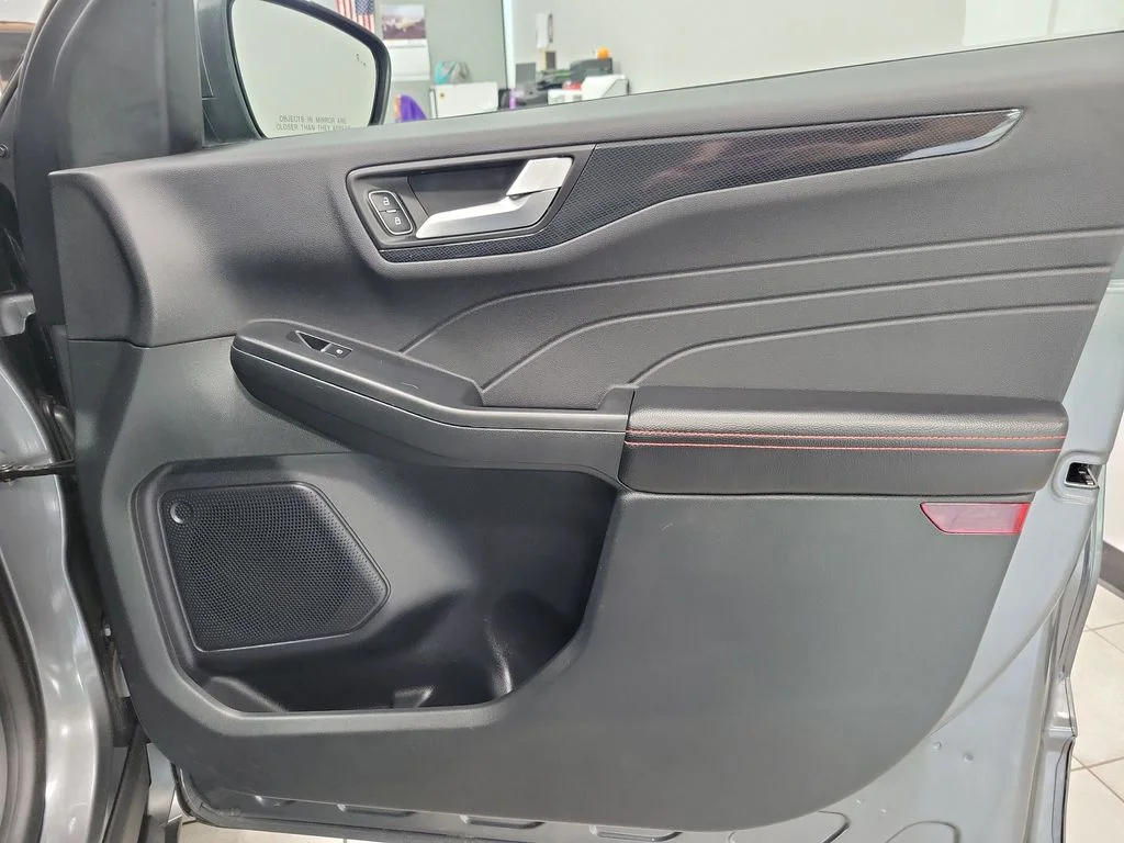 Used 2023 Gray Ford ST-Line Elite image 23