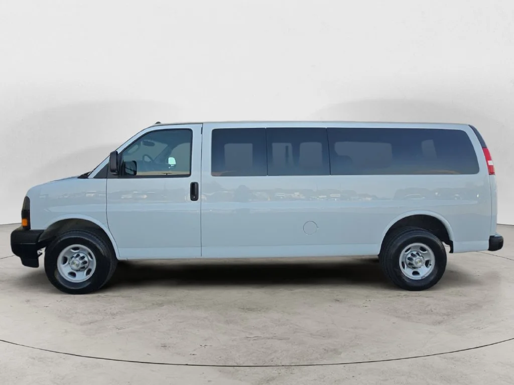 2023 Chevrolet Express Passenger LS - Photo 12