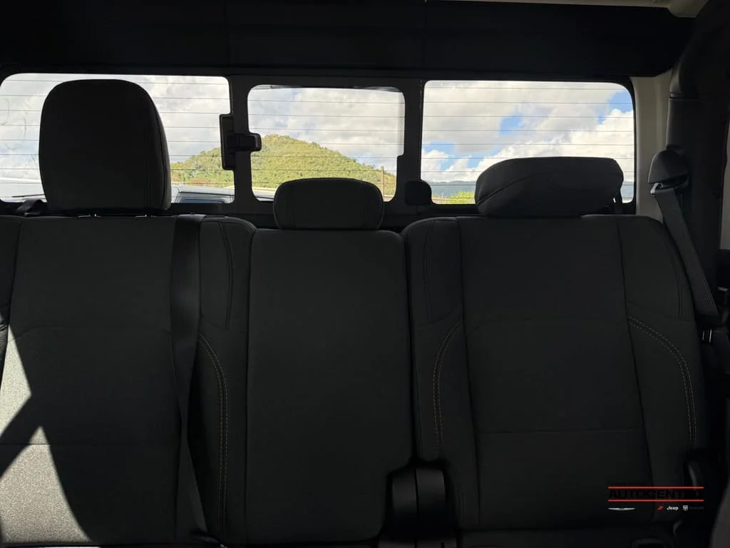 New 2026 Reign Jeep  image 3